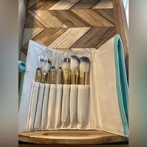 Gold and White Skincare Brush Set